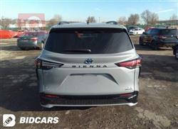 تويوتا سيينا